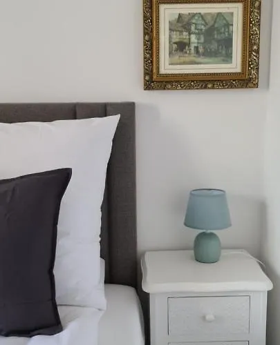 Sukiennice Han/Misafirhane Międzylesie